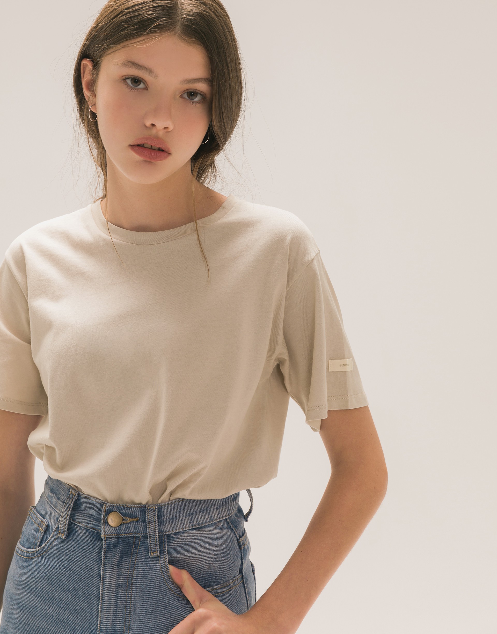 GENQUO+Design品牌袖標上衣-女
