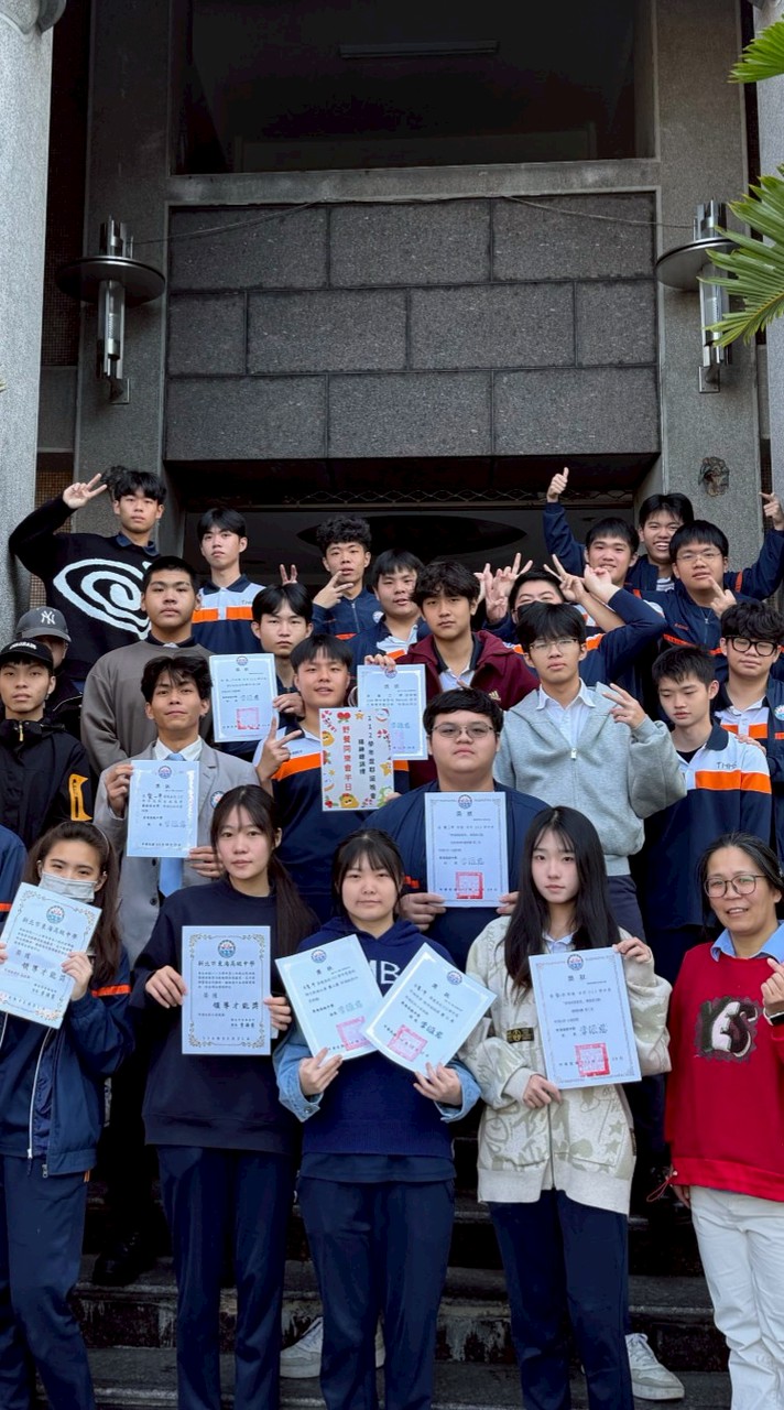 112餐三甲