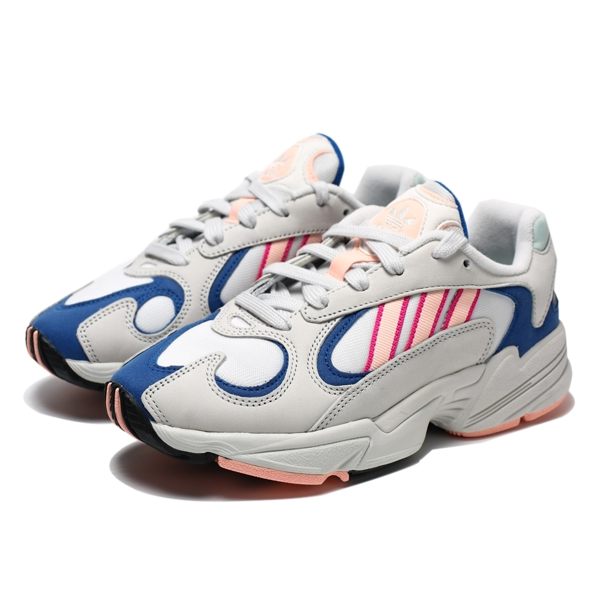 ADIDAS ORIGINLAS YUNG-1 白 藍 粉 老爹鞋 休閒鞋 運動鞋 女 (布魯克林) 2019/5月 BD7654