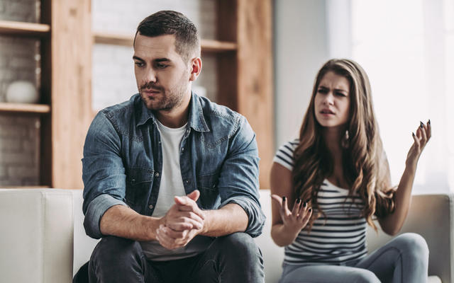 戀情撐不過三個月？7個讓感情「減壽」的壞習慣，應該立刻改掉！