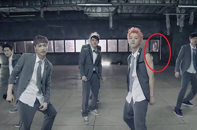 92 Foto Penampakan Di Mv Exo Growl HD