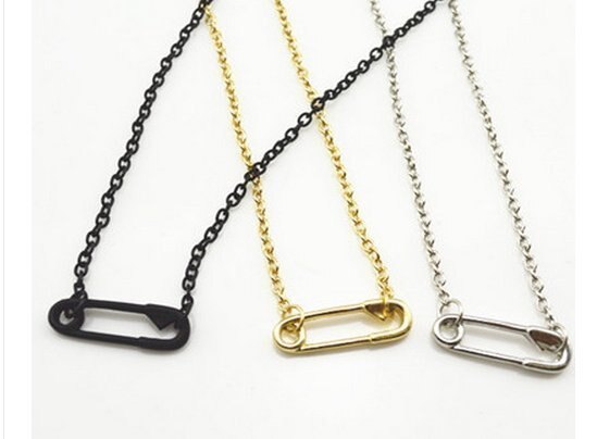 【JP.美日韓】 小單品 迴紋針 項鍊 歐美系列單品 。人氣店家FINDSENSE服飾的【配件】穿搭單品有最棒的商品。快到日本NO.1的Rakuten樂天市場的安全環境中盡情網路購物，使用樂天信用卡選