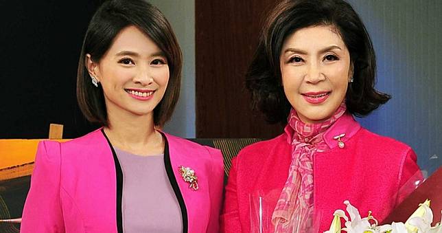 白嘉莉回娘家潸然淚下　懷念亡夫「心裡一直想他」