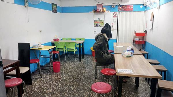 【三重美食】大眼妹泰式小吃-只要80元就能吃到超大份量的泰式料理，CP值爆高！