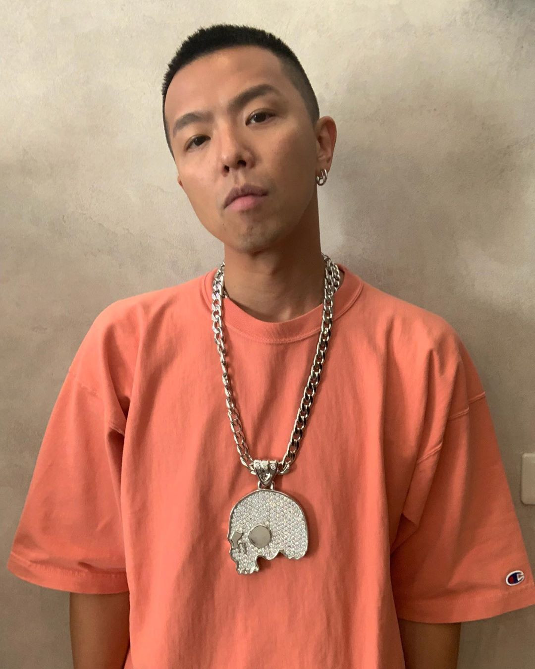 吳宗憲、KID為小鬼創作紀念歌曲＜？＞：「天堂有多遠，你的行李帶得夠不夠？」