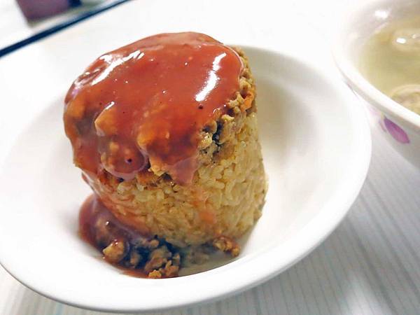 【台中美食】美村路魚市米糕-好吃又美味的巷弄米糕 【台中美食】美村路魚市米糕-好吃又美味的巷弄米糕