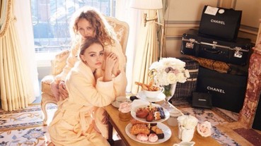 兩代 Chanel 女神的火花！Lily-Rose Depp 和媽媽 Vanessa Paradis 極唯美雜誌相曝光！
