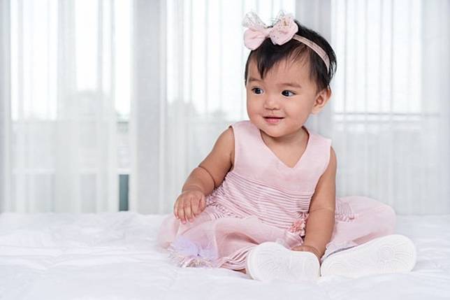 50 Nama Bayi Perempuan Terindah Di Dunia Untuk Putri Cantik Parents Theasianparent Line Today