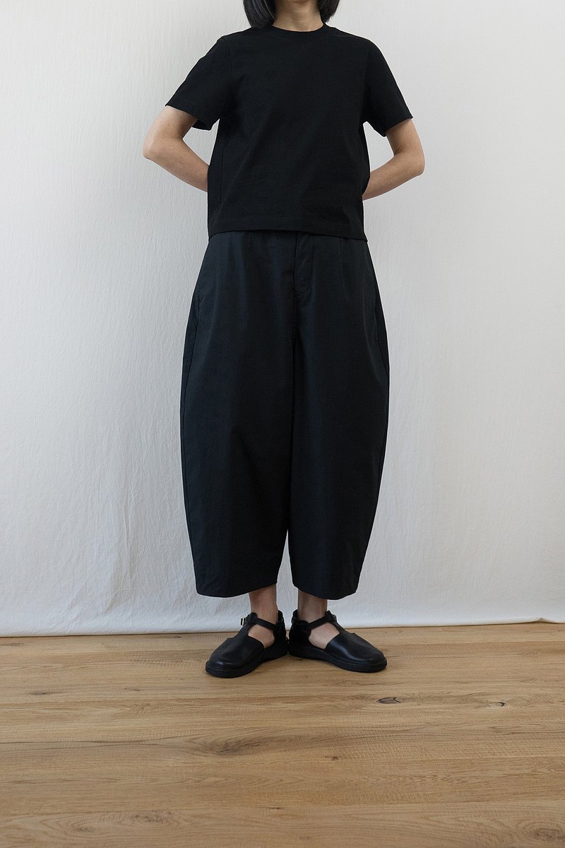 松緊腰復古暗門襟碎褶氣球褲 黑色 春夏秋