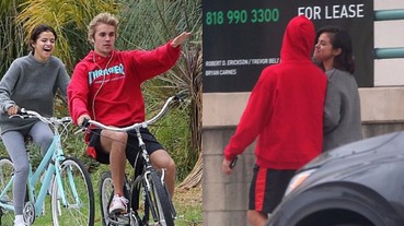 宛如昔日情侶場景！賽琳娜靠在小賈肩膀甜笑 腳踏車約會回到兩小無猜時期！