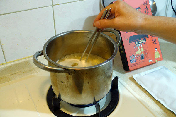 廟東排骨酥麵宅配-豐原廟東清水排骨酥麵即食料理包，排骨酥網購，冷藏宅配到家加熱即食，在家享受豐原廟東清水排骨酥的好滋味