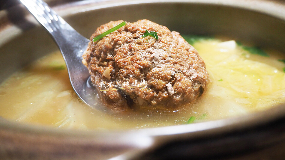 東坡肉,腐滷肉,上海小館,南村獅子頭,紅豆香腸,南村 私廚 交通,南村 年菜 南村 小館,東區 桌菜,四四 南村 眷 村 菜,台菜 私廚