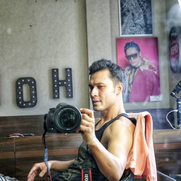  Aktor Ini Ternyata Masih Betah Melajang Digilai Banyak Cewek, 10 Aktor Ini Ternyata Masih Betah Melajang.