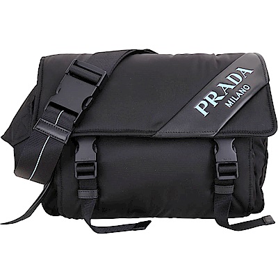 獨特鮮明品牌表徵設計尼龍包重新詮釋霹靂腰包隨性上腰際不可或缺時尚要角