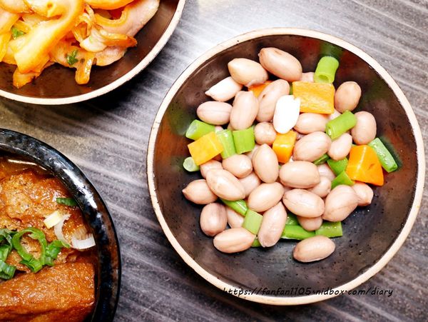 【宜蘭美食】牛雞匠舖 #牛肉麵 #手工熬煮天然湯頭 #雞湯 #宜蘭小吃 #宜蘭大學 (24).JPG