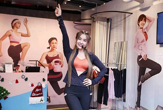小嫻呼籲女性要更愛自己。記者曾原信/攝影