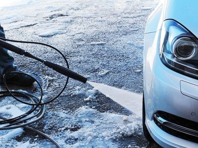 油断大敵 クルマの 塩害 沿岸部だけでなく内陸でも 嵐の後は要注意 乗りものニュース