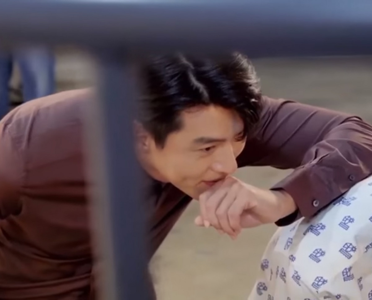 玄彬新廣告曝光！代言造型是《愛的迫降》正赫的「巧克力西裝」！