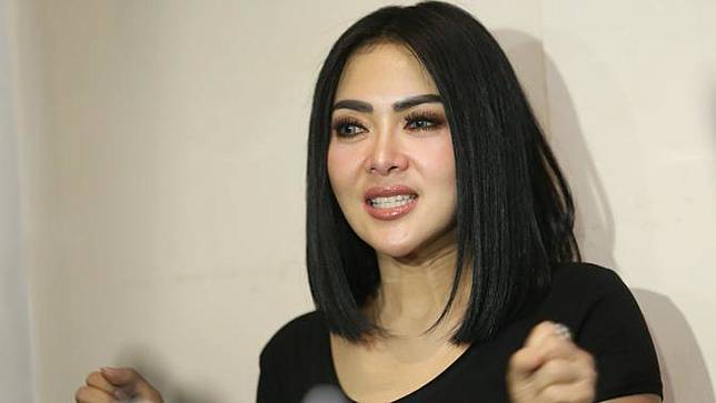 Syahrini Dan Sederet Artis Cantik Dengan Rambut Pendek