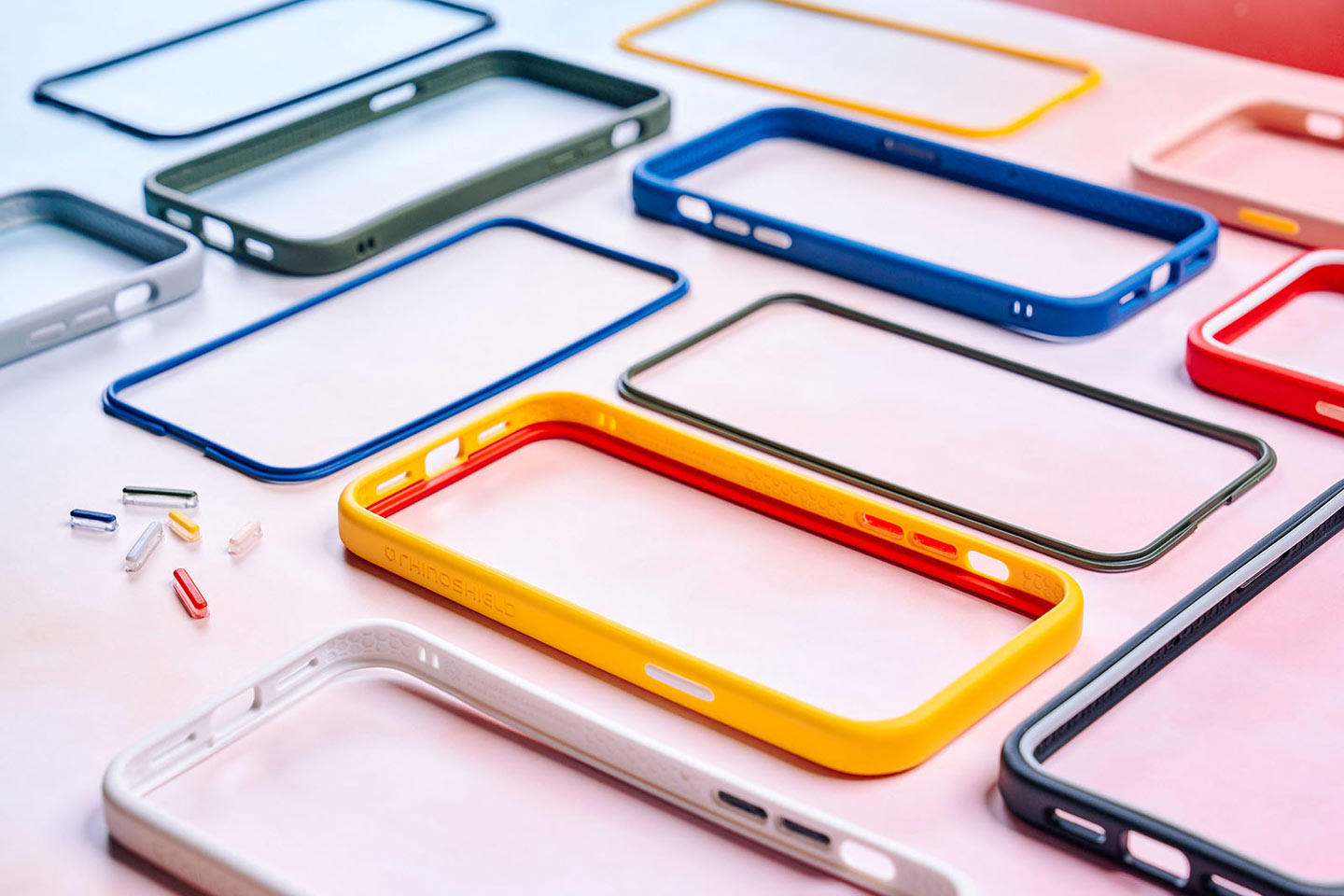 最強防護來襲！專為 iPhone12 系列量身打造的犀牛盾組合：3D 壯撞貼、Mod NX + SolidSuit 完美打造 360 度零死角防護！