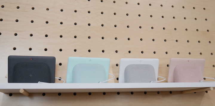 Google Home Hub 智慧顯示器動眼看：可愛外型內裝 Google 助理、用語音代替操控