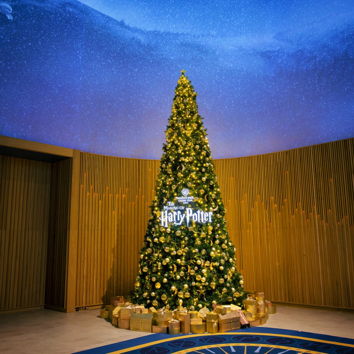 東京哈利波特影城首迎聖誕節！6米高聖誕樹夢幻點燈、「劫盜地圖」燉牛肉蔬菜派必吃！