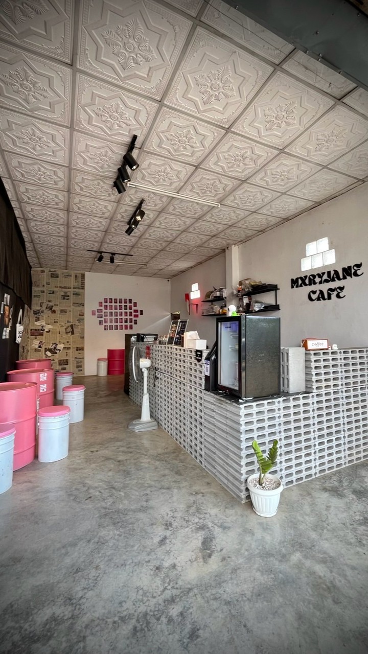 Mxryjane Cafe (ส่งที่ว่าการอำเภอ 3 ออเดอร์ขึ้นไปงับ)