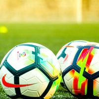 サッカー大好きな人集まってー