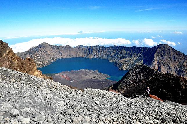 88 Foto Penampakan Di Gunung Rinjani Gratis Terbaru