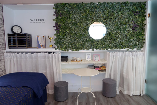 台北車站美甲推薦-Free Art Nail自由藝術美甲，北車平價專業凝膠美甲，日式凝膠美甲499起，手足保養及手部、足部凝膠美甲