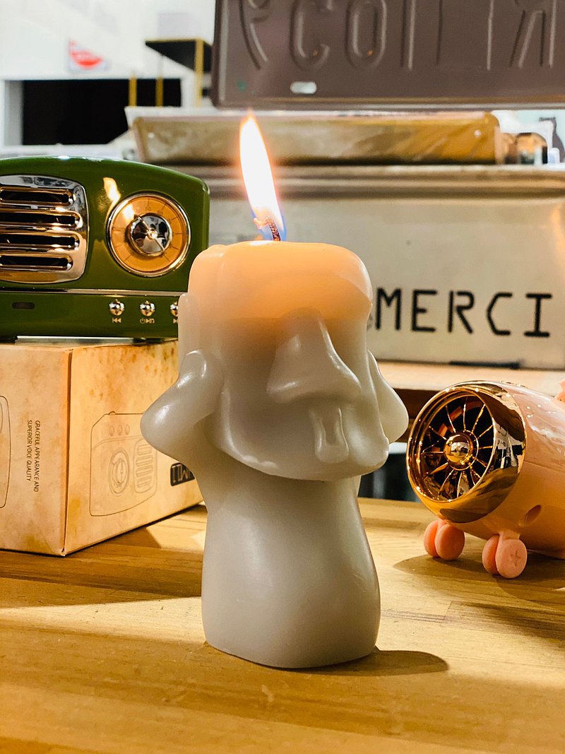 絕版新品!!摩艾表情香氛蠟燭