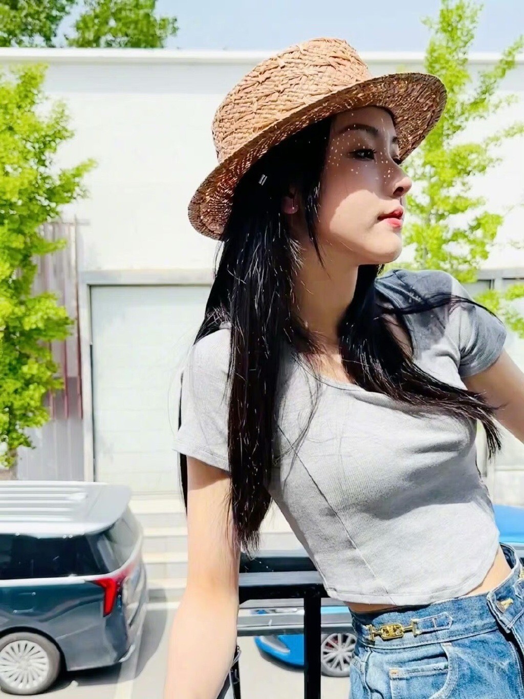 陸劇8位「人間腰精」女星！陳都靈腰細上熱搜，李沁腰比黃景瑜大腿細，趙麗穎腰太驚人