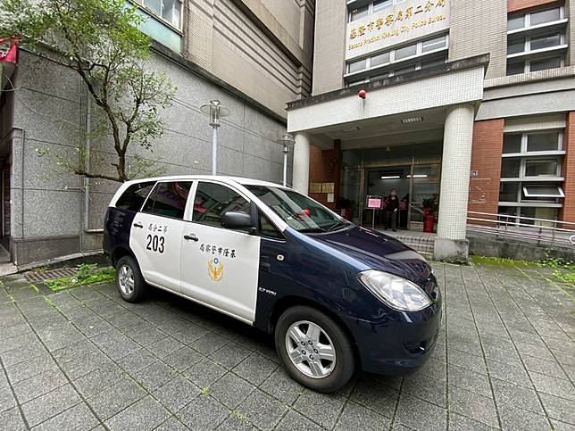 警友會協助改裝警備車讓基層員警多一層防疫保護 勁報 Line Today