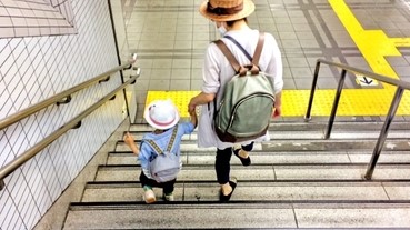 小朋友早已看破紅塵