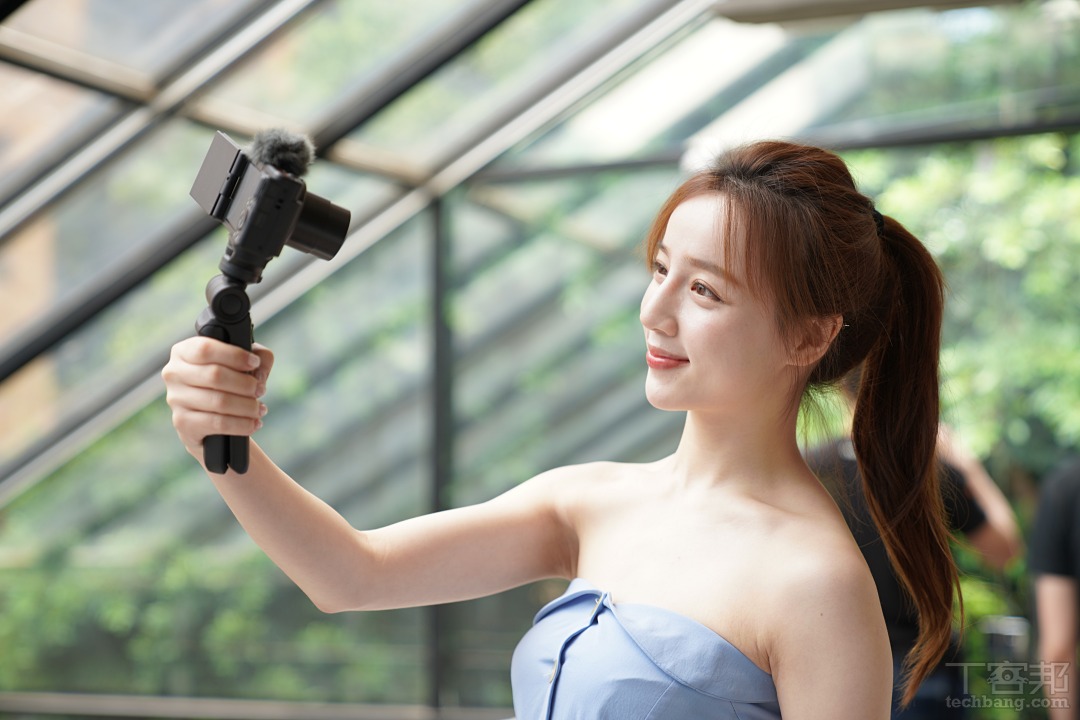 Vlog 神機來了，Sony ZV-1 強化收音與對焦功能問世，售價兩萬有找！