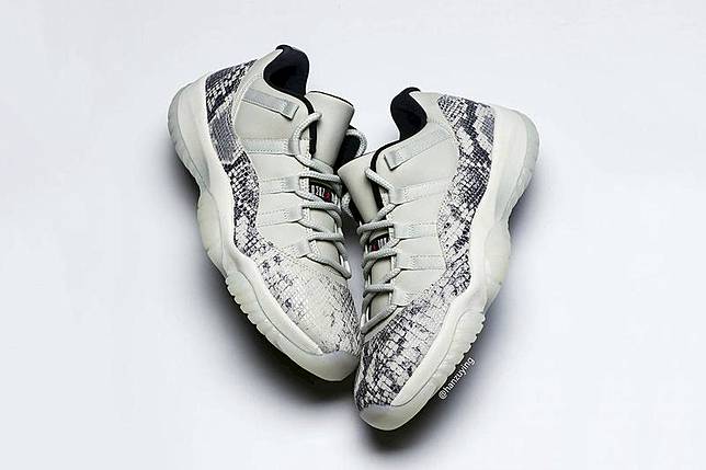low 11 snakeskin
