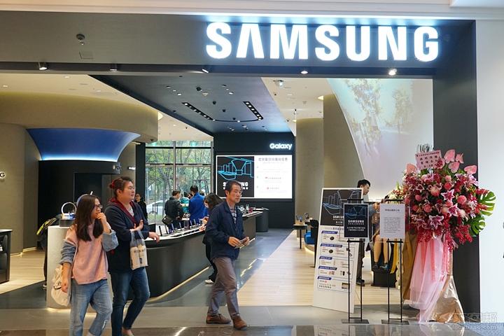 三星微風南山旗艦體驗館正式開幕，更多攝影、繪圖等科技藝術活動將在此處開跑