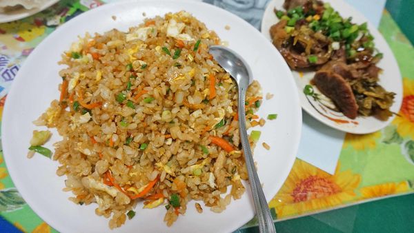 【花蓮美食】魏記麵店-好吃到爆表的美味炒飯