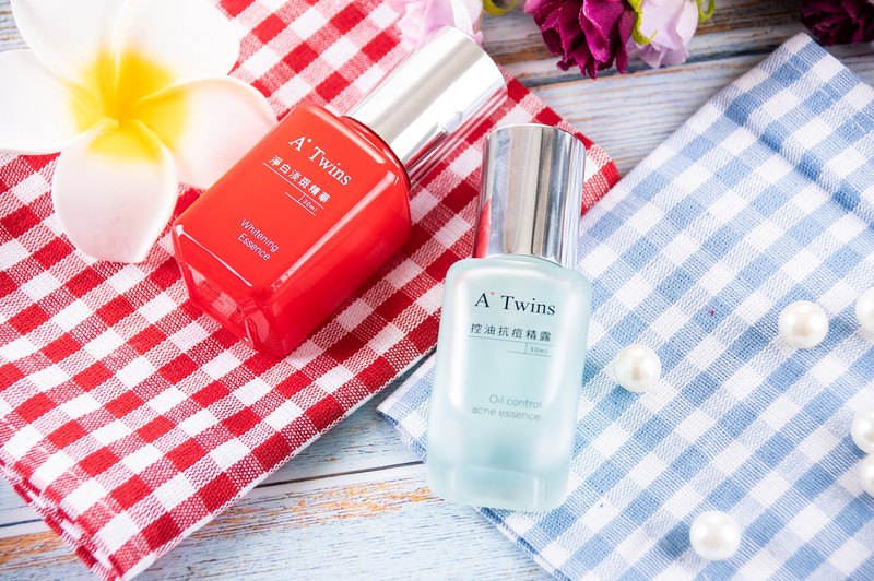 推薦有痘痘粉刺，嚴重出油及痘斑狀況者使用，每天睡前使用，讓妳的肌膚零痘斑。(★乾性，敏感性肌膚及酒糟性膚況者請勿使用★)