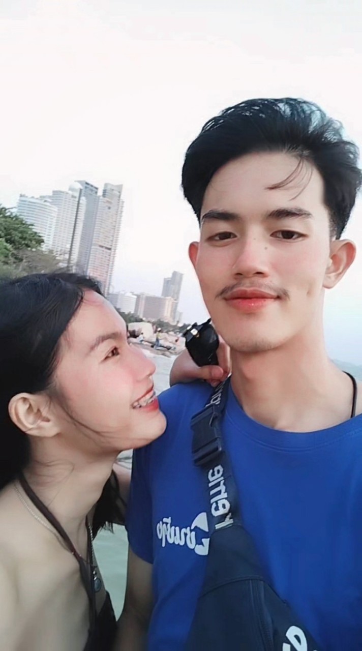 กระต่ายกับยีราฟ 🐇🦒💙