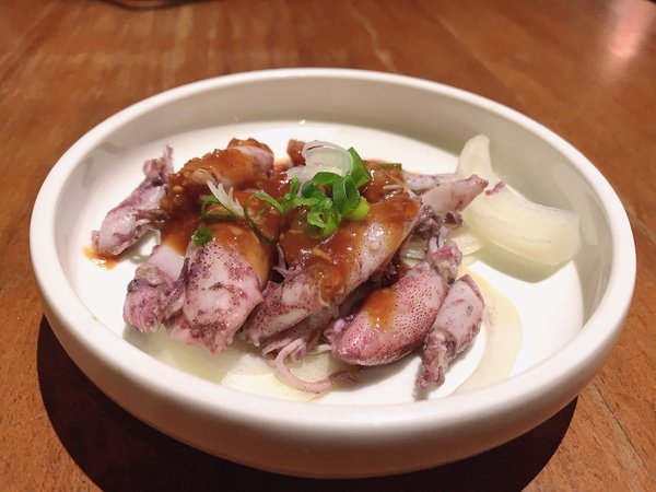 「花蓮旅遊」花蓮租車三天二夜輕旅行自駕遊，盛夏消暑追鯨趣-花蓮永宬租車，老時光燒肉酒肴，欣欣麵館不是麵店，小花公寓民宿與窩WOW青年旅館直擊分享