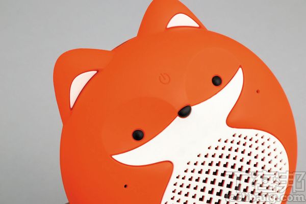 遠傳小狐狸 智慧音箱－ 伴你行走天下的智慧喇叭