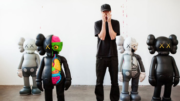 你也是 KAWS 忠粉？除了新款 SHARE 外，你怎麼可以不知道這三款經典作品！