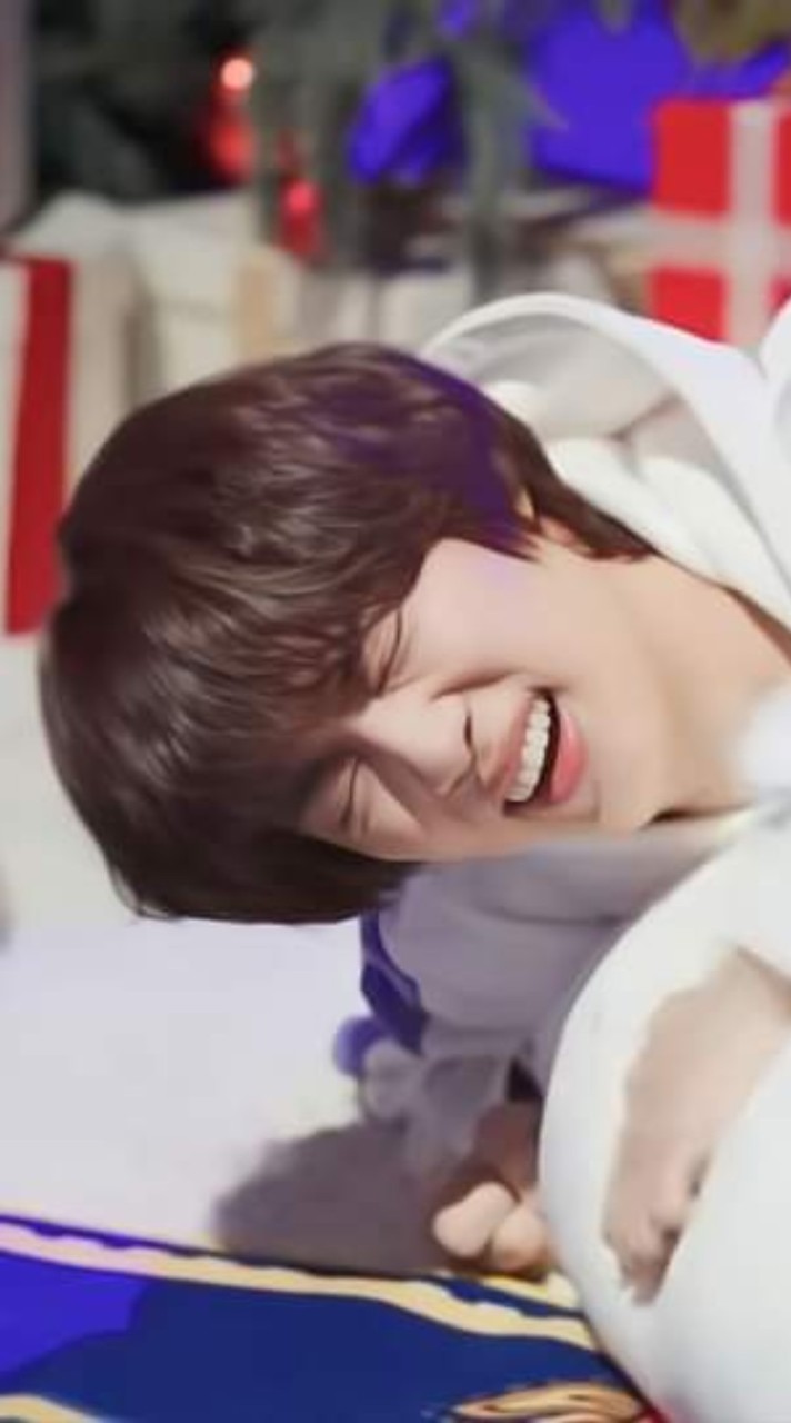 Super WWH SeokJinnie