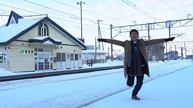 影 台灣人闖北海道雪地拍網美照自嘲 肥勇俊 民視新聞網 Line Today