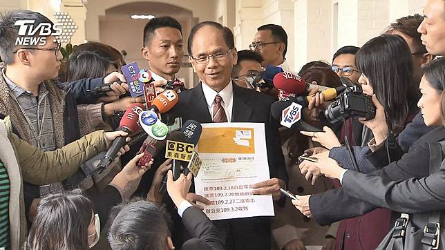 立法院長游錫堃自曝收到恐嚇信，向警方報案後卻沒下文。(圖／TVBS資料畫面)  