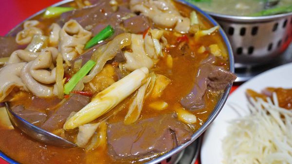 【台北美食】鵝肉川食堂-假日晚上必定爆滿的美味鵝肉店