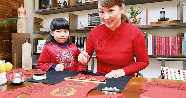 飛拳教訓同學　郁方搞笑基因傳愛女