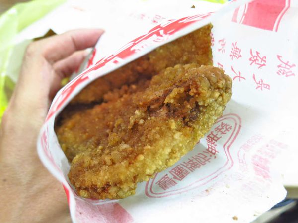 【三重美食】台灣真有味吳家鹹酥雞-25元雞排