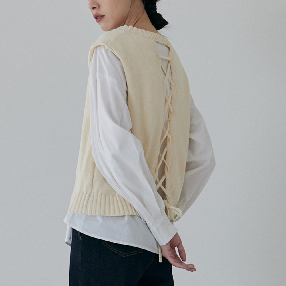 後交叉綁帶設計針織背心-杏